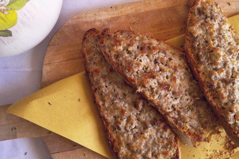 crostoni sambudello e stracchino crostoni sambudello e stracchino