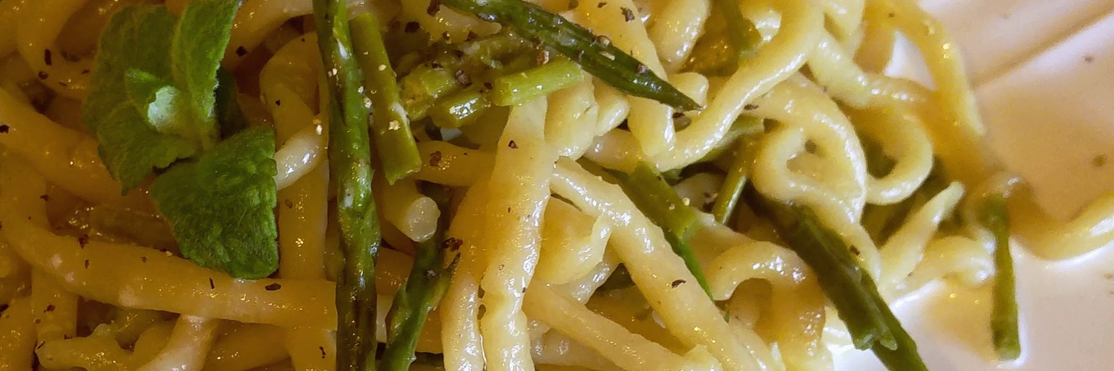 pici agli asparagi