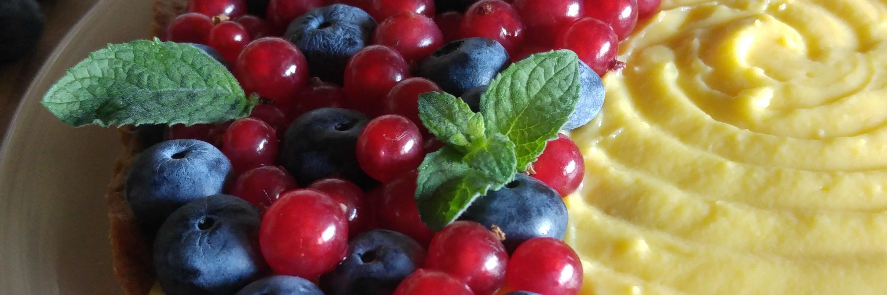crostata ribes e mirtilli