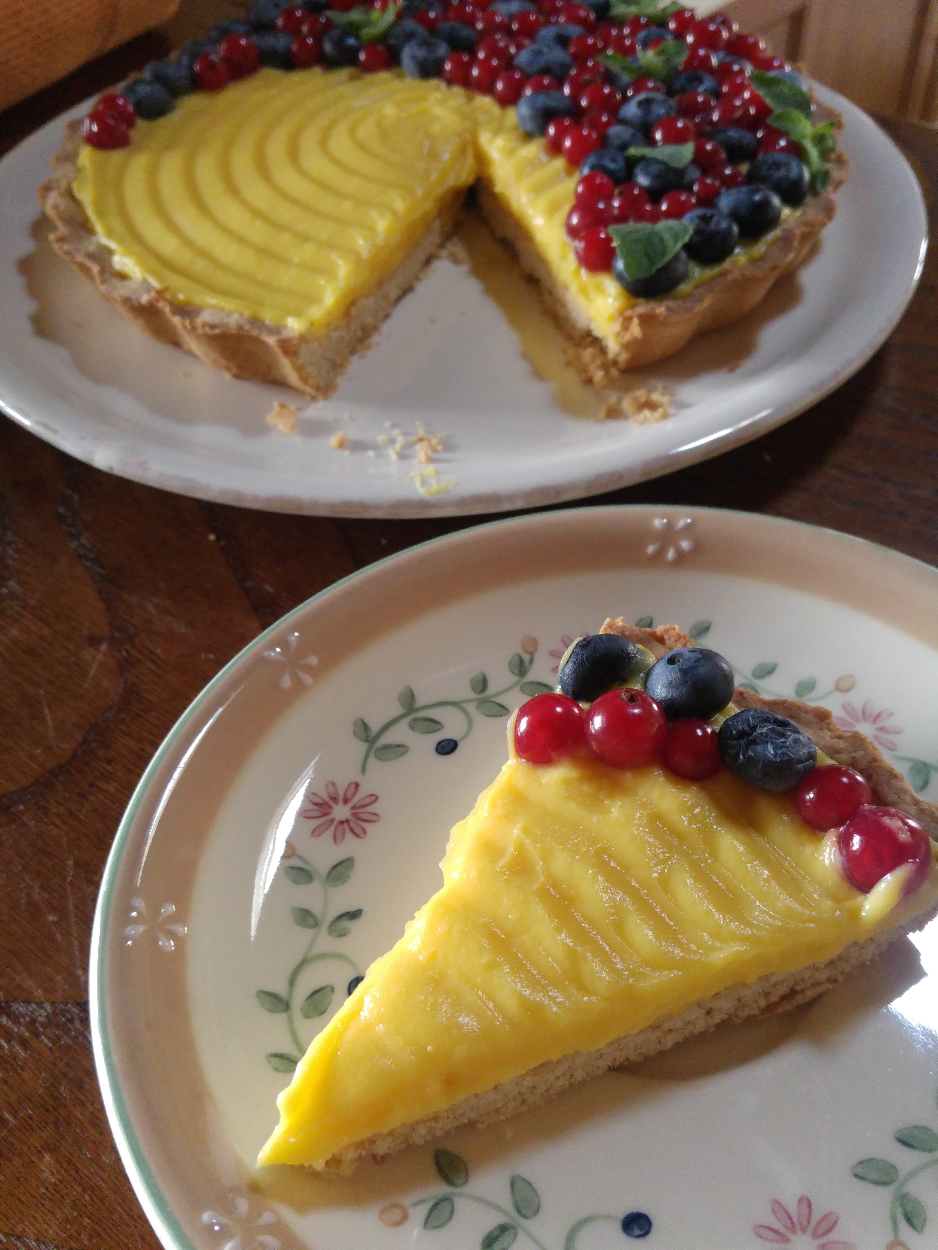 crostata integrale crema e frutti di bosco crostata integrale crema e frutti di bosco