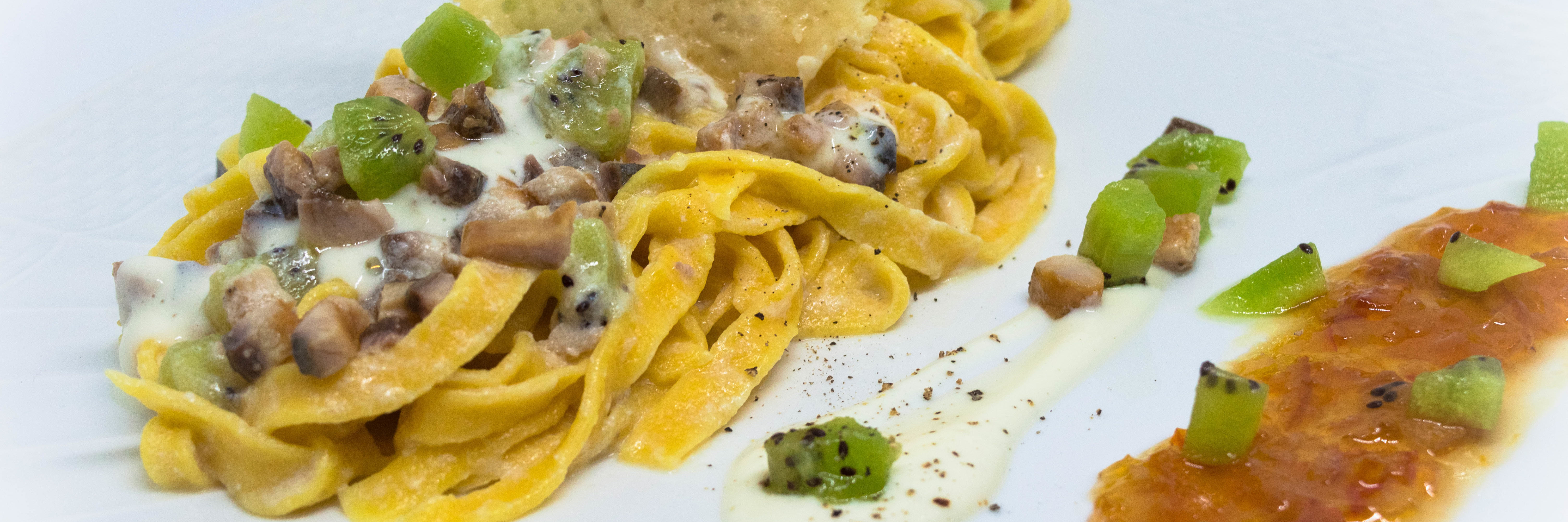 fettuccine aringa e ricotta con marmellata di agrumi fettuccine aringa e ricotta con marmellata di agrumi