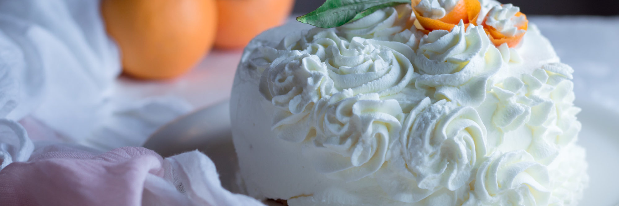 Torta regina ripiena per gandi occasioni Torta regina ripiena per gandi occasioni