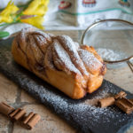 Treccia lievitata alla cannella