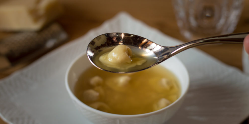 cappelletti in brodo